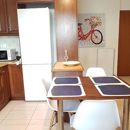 Errathens Zephyr Apartment - Athens Center, 3 BD, 1 BATH Exterior foto
