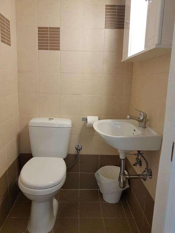 Errathens Zephyr Apartment - Athens Center, 3 BD, 1 BATH Exterior foto