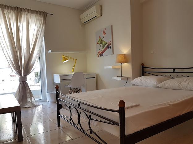 Errathens Zephyr Apartment - Athens Center, 3 BD, 1 BATH Exterior foto