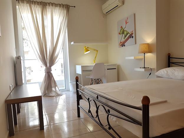 Errathens Zephyr Apartment - Athens Center, 3 BD, 1 BATH Exterior foto