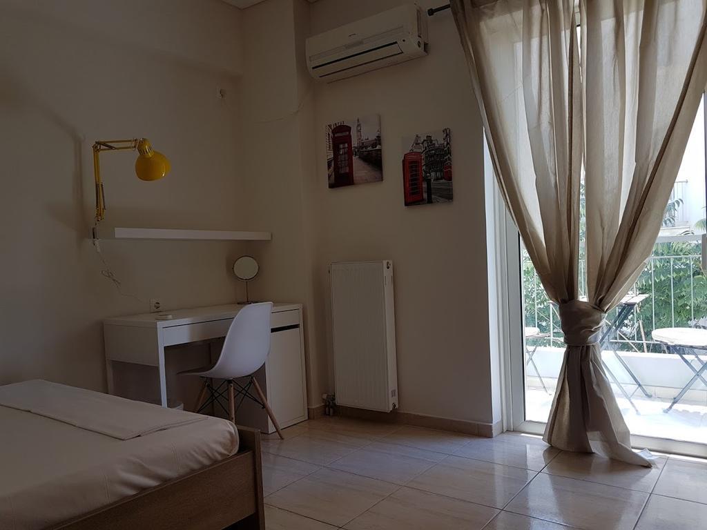 Errathens Zephyr Apartment - Athens Center, 3 BD, 1 BATH Exterior foto